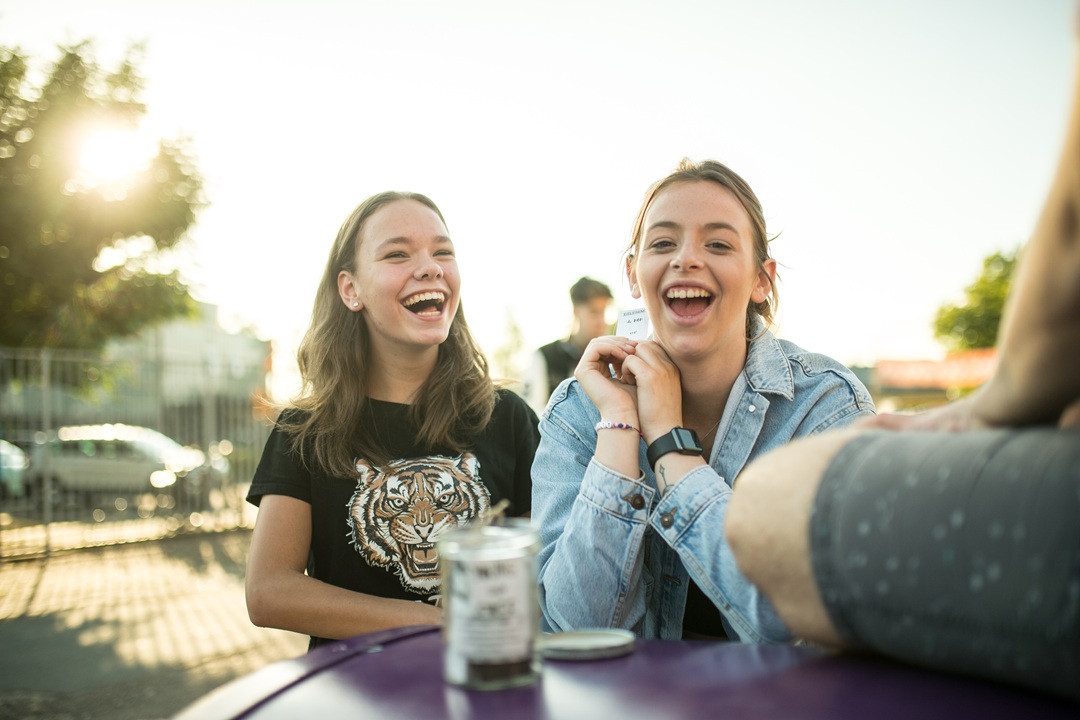 Maak vrienden bij Join Us
